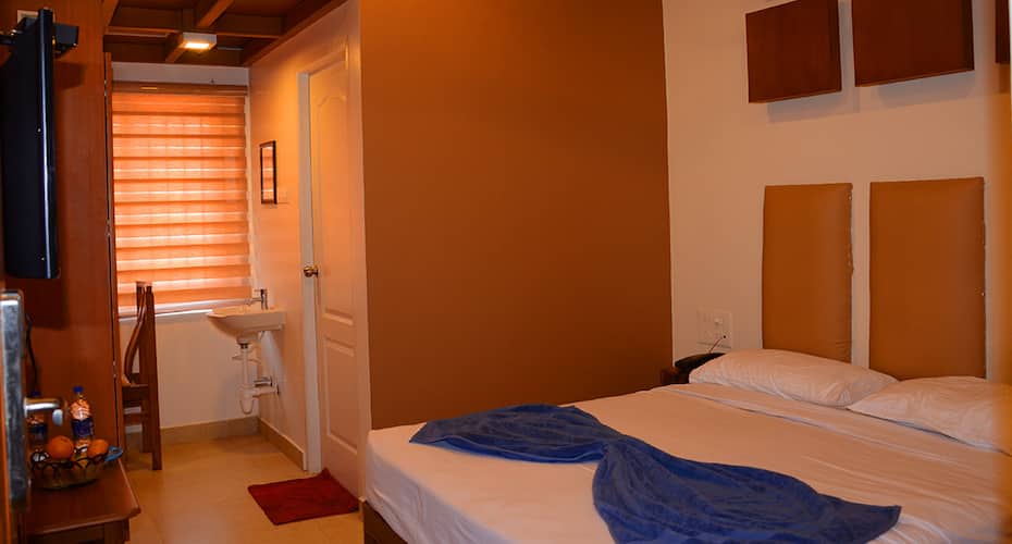 Hotel Shree Deiva, Theni Allinagaram 5